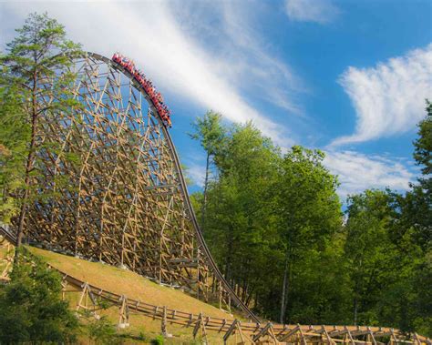 Lightning rod dollywood - Lightning Rod ® Themed after a tricked-out 1950s-era hot rod, Lightning Rod ® launches riders from zero to 45 mph more than 20 stories up its lift hill to one of the ride’s first airtime moments. At the crest of the hill, riders face twin summit airtime hills before tackling the daring first drop. 